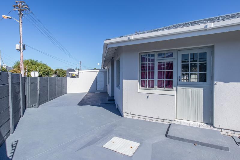 Commercial Property for Sale in Plumstead Western Cape
